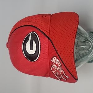 Twin Enterprise NCAA Georgia Bulldogs Red/Black Baseball Cap Adjustable Backing